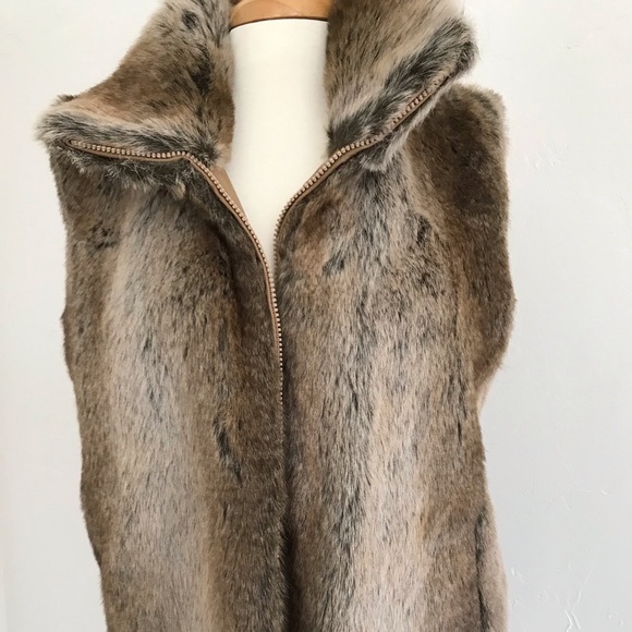 Reversable Faux Fur Vest - Picture 1 of 6